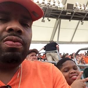 Meet your Posher, Malone